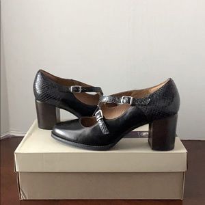 Clarks Snakeskin Print Tarah Presley Leather Pump